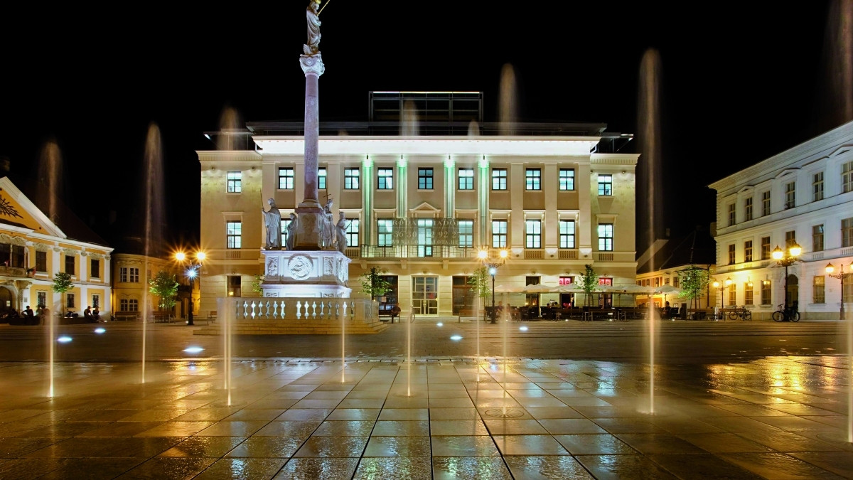 Angyalok a győri éjszakában 