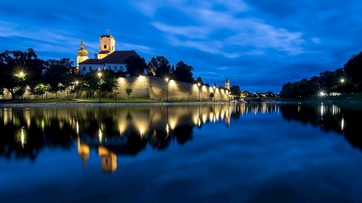 Evening photo walk in Győr along the riverbanks