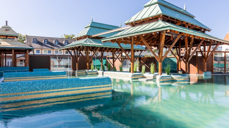Flexum Thermal & Spa