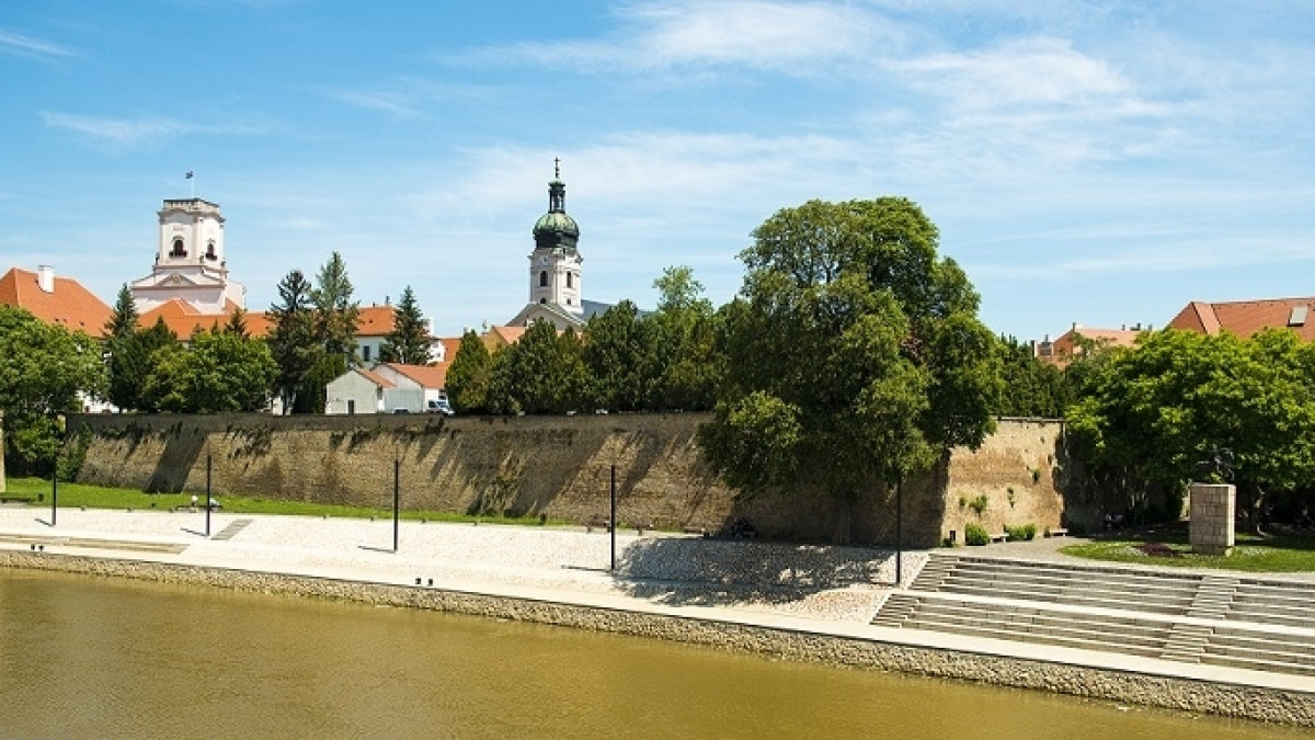 Folyóparti andalgások a folyók városában