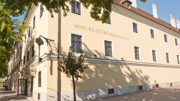 Hotel Klastrom***