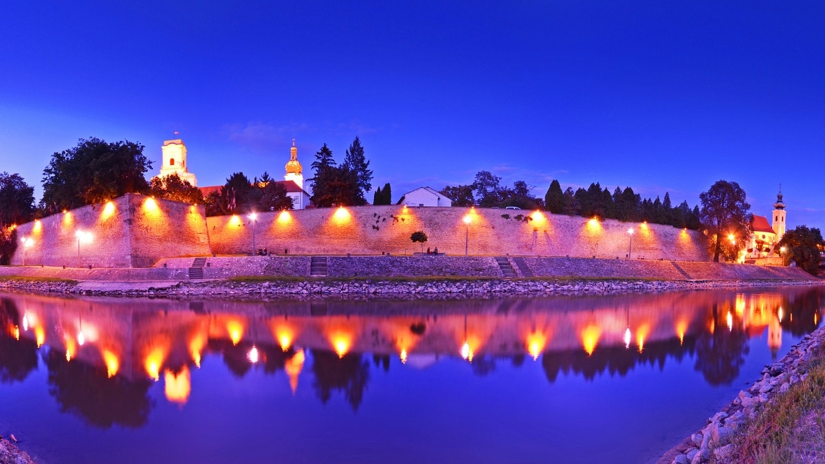 Nyáresti séta és hajózás Győrben