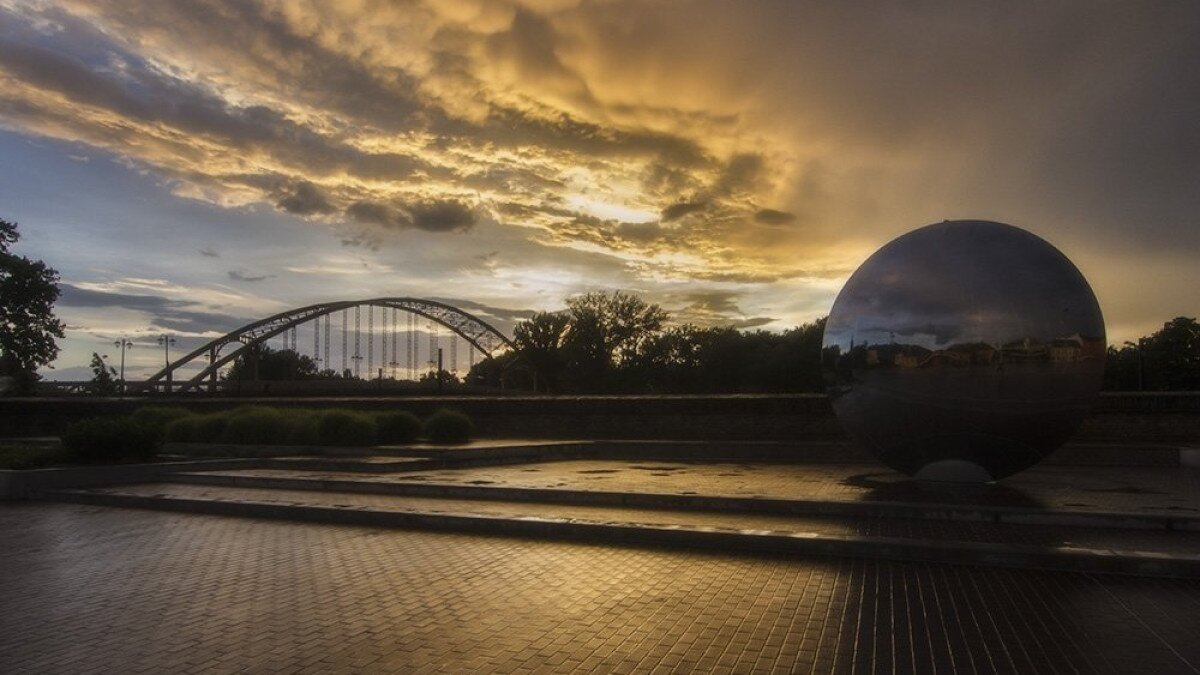 Sunset tour on the rivers of Győr